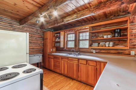 Cabin with River Frontage for Sale in Marquette County, WI - image 10