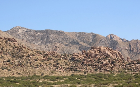 Spectacular Desert Property - image 7