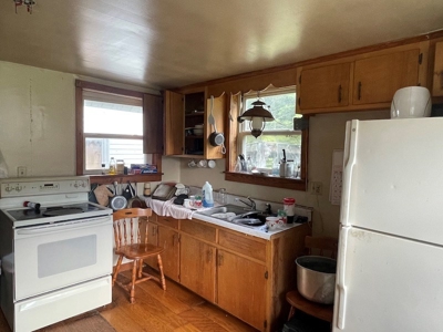 ** PENDING ** Investment Property for Sale Near Floyd VA - image 8