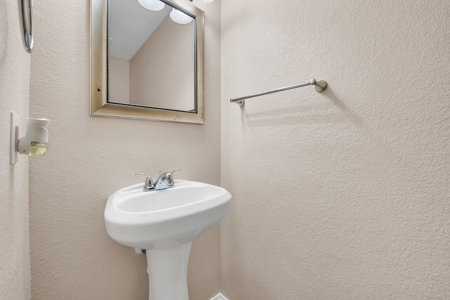 REDUCED PRICE Killeen TX Home for Sale in Yowell Ranch - image 39