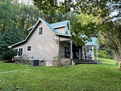 Secluded Mountain Retreat for Sale in Stuart VA - image 34