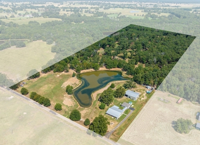 Custom Home On Acreage With Large Pond & Hunting NE TX - image 1