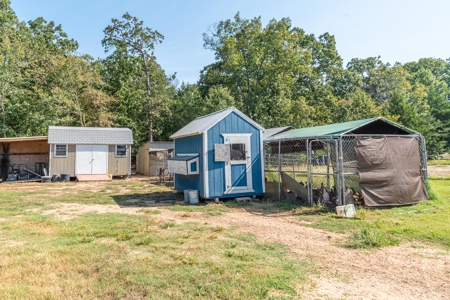 Custom Home On Acreage With Large Pond & Hunting NE TX - image 47