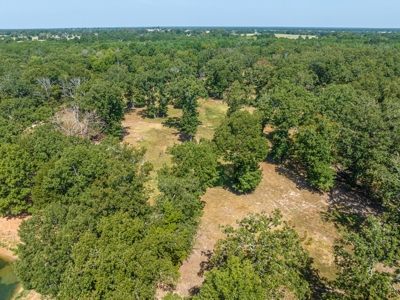 Custom Home On Acreage With Large Pond & Hunting NE TX - image 17