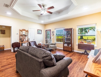 Custom Home On Acreage With Large Pond & Hunting NE TX - image 19