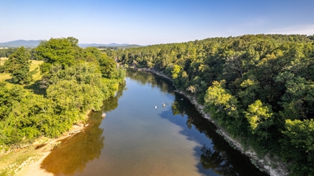 Riverfront Ranch for sale in Montgomery County, Arkansas - image 5