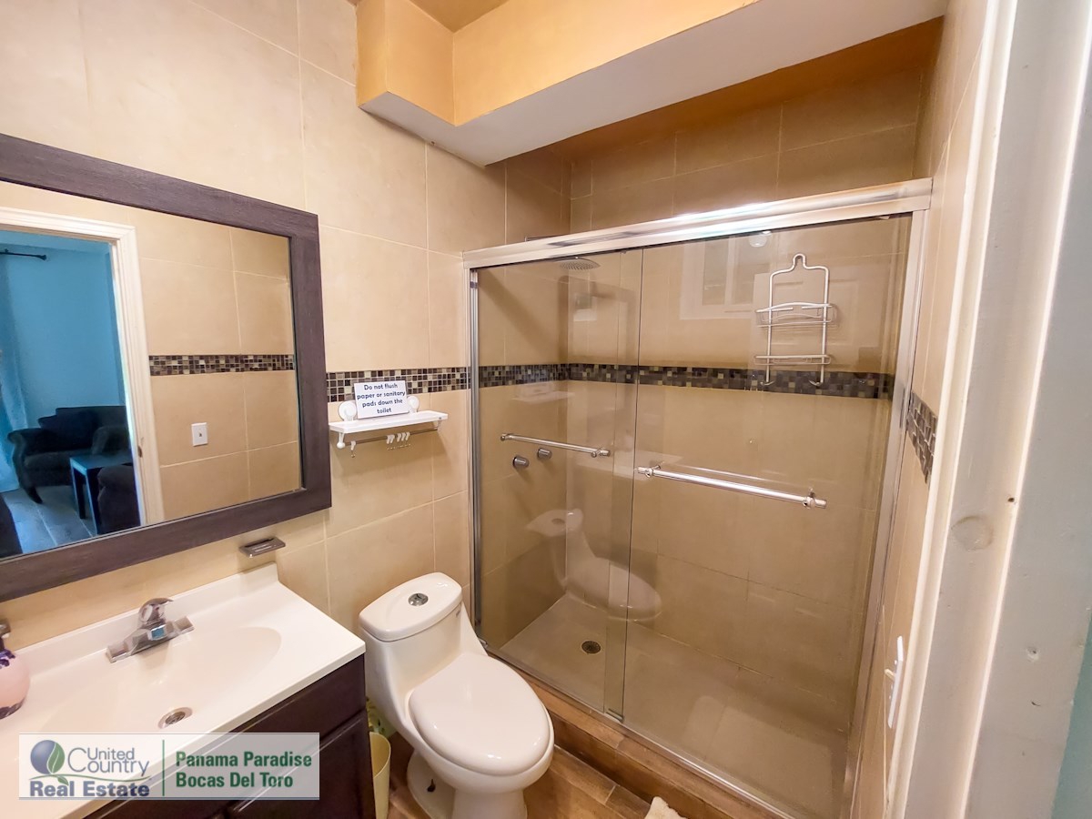 Big Creek B&B; & Home – Big Creek, Isla Colón – 32