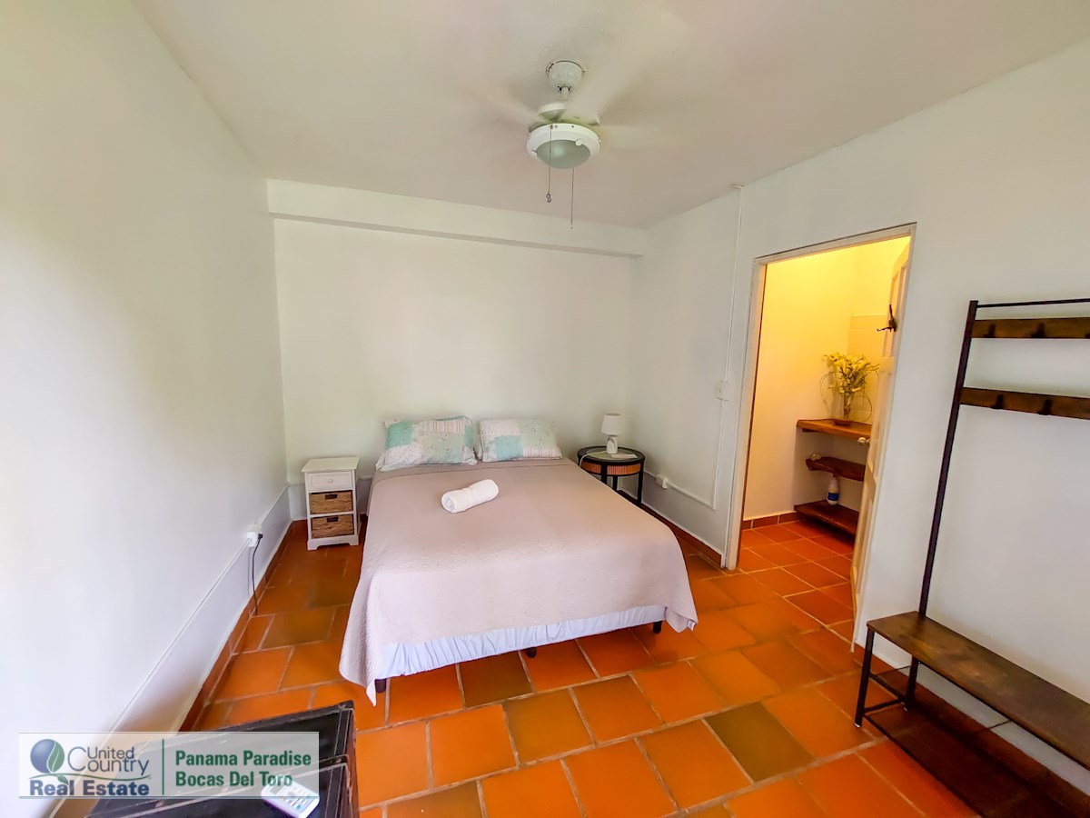 Big Creek B&B; & Home – Big Creek, Isla Colón – 33