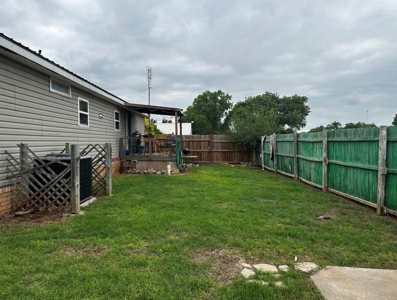 Home For Sale In Hammon, Oklahoma - image 17