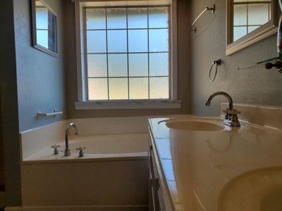 3 Bedroom 2 Bathroom Outside Of Hugo Oklahoma For Sale - image 28