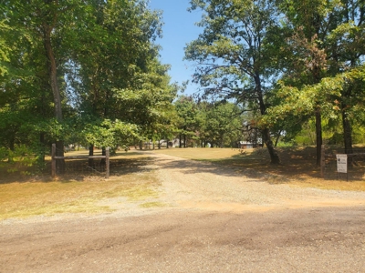 3 Bedroom 2 Bathroom Outside Of Hugo Oklahoma For Sale - image 8