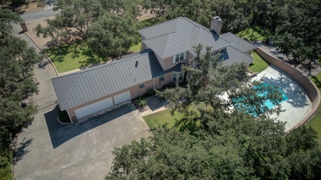 Stunning Country Updated Home-pool, Acreage, Bulverde Texas - image 10