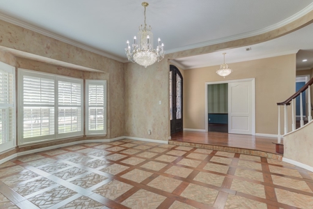 Stunning Country Updated Home-pool, Acreage, Bulverde Texas - image 15