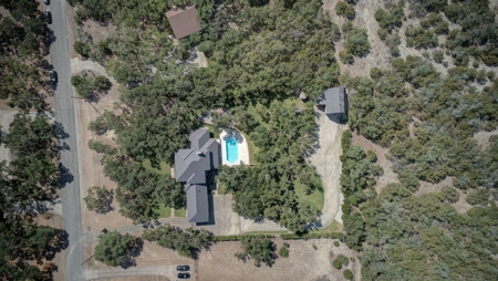 Stunning Country Updated Home-pool, Acreage, Bulverde Texas - image 13