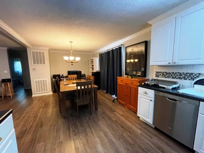 Lovely Home In Arkansas With A Lakeview - image 19