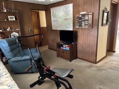 Woodsfield OH Ranch home on 1+ acre at edge of town - image 8