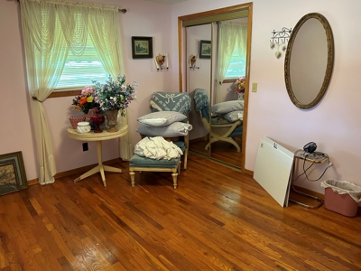 Woodsfield OH Ranch home on 1+ acre at edge of town - image 9