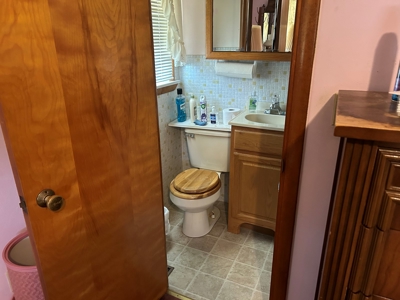 Woodsfield OH Ranch home on 1+ acre at edge of town - image 11