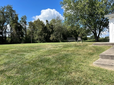 Woodsfield OH Ranch home on 1+ acre at edge of town - image 23