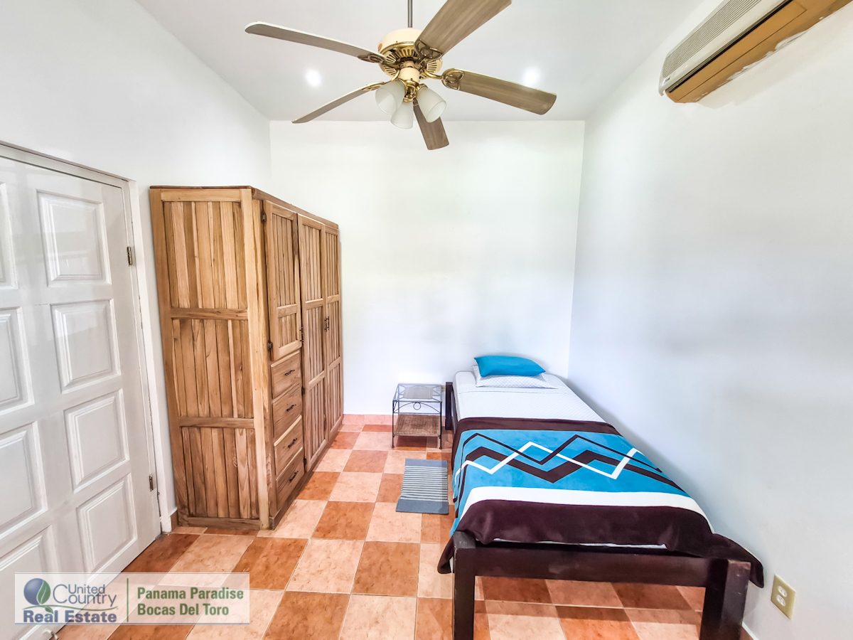 Titre : Maison avec B&B — Big Creek, Isla Colón - 21