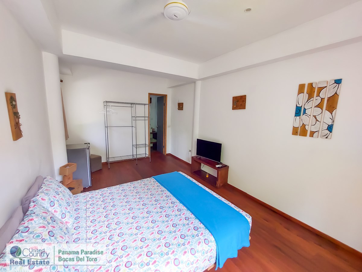 Titre : Maison avec B&B — Big Creek, Isla Colón - 40