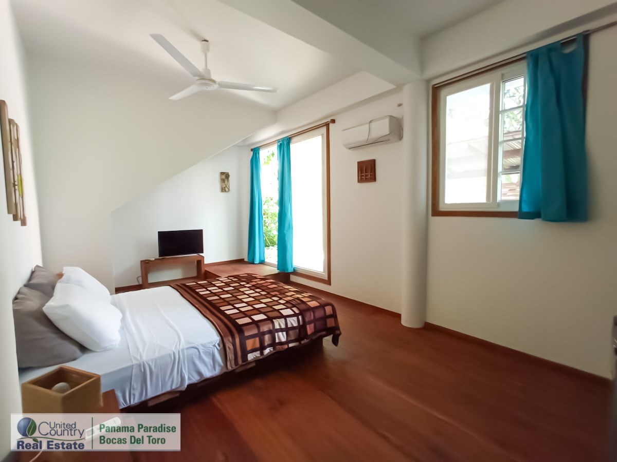 Titre : Maison avec B&B — Big Creek, Isla Colón - 34