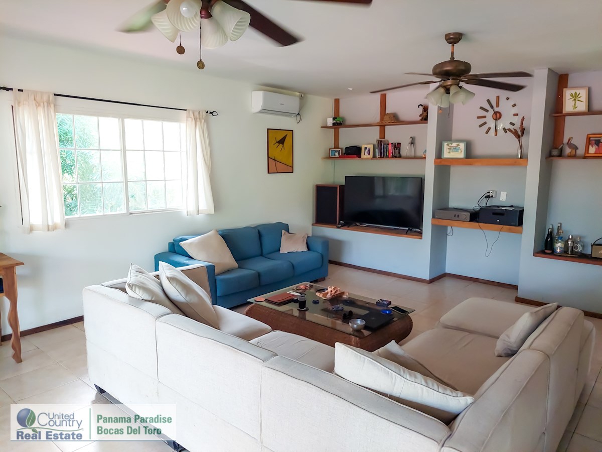 Titre : Maison avec B&B — Big Creek, Isla Colón - 11