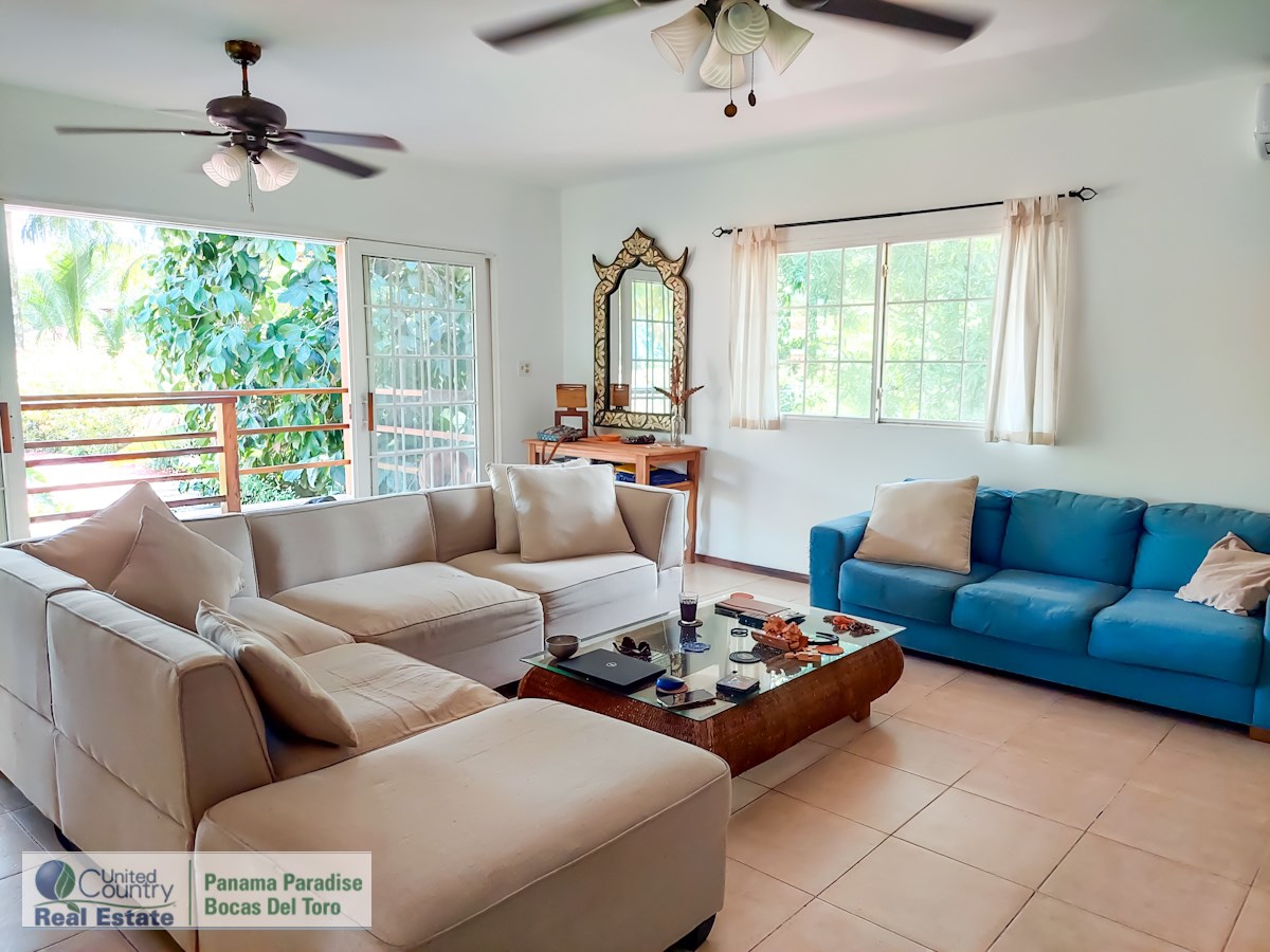 Titre : Maison avec chambre d'hôtes — Big Creek, Isla Colón - 10
