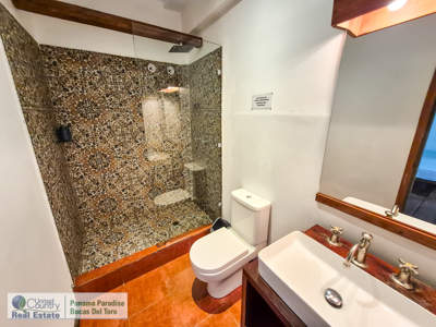 Titled Home with BnB for Sale – Big Creek, Bocas del Toro, Panama - image 42