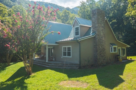 Secluded Mountain Retreat for Sale in Stuart VA - image 1