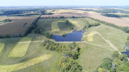 Top-Notch Hunting Farm with Good Income Scotland County MO! - image 20