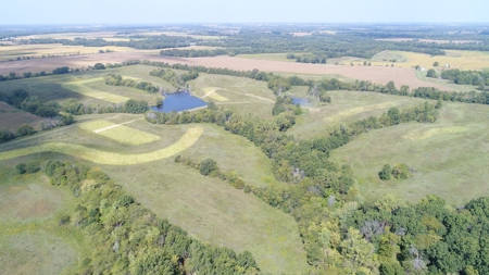 Top-Notch Hunting Farm with Good Income Scotland County MO! - image 17