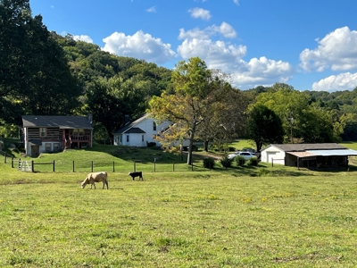 Farm For Sale In Tn, Barn,Springs,Shop, Log Cabin, Hunting - image 1