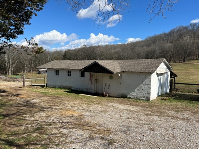 Farm For Sale In Tn, Barn,Springs,Shop, Log Cabin, Hunting - image 50