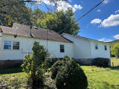 Farm For Sale In Tn, Barn,Springs,Shop, Log Cabin, Hunting - image 10