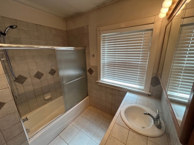Eastern Oregon Three Bedroom Home - image 14