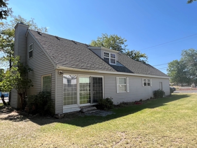 Eastern Oregon Three Bedroom Home - image 5