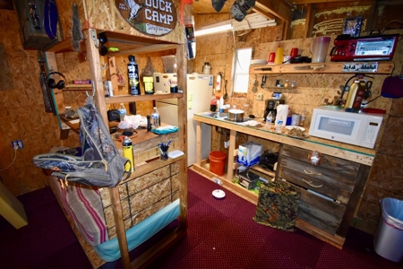 1 Acre Cabin Near Hoosier National Forest - image 3