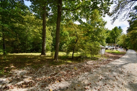 1 Acre Cabin Near Hoosier National Forest - image 11
