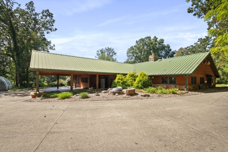 Southern Missouri Home Hobby Farm with Barn and Greenhouse - image 10