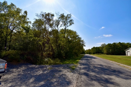 Build Your Dream Home on This Serene Warrick County Land - image 8