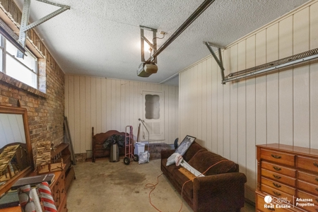 Home with acreage for sale in Arkansas - image 12