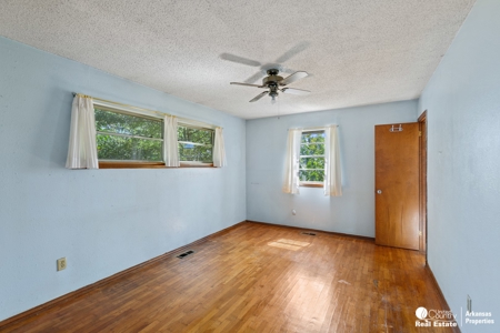 Home with acreage for sale in Arkansas - image 6