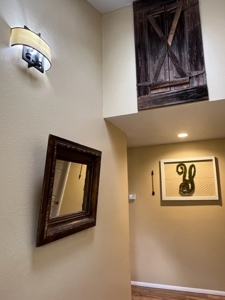 FOR SALE: Beautiful SPACIOUS Home/ OUTSKIRTS of TOWN - image 7