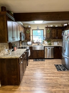 FOR SALE: Beautiful SPACIOUS Home/ OUTSKIRTS of TOWN - image 27
