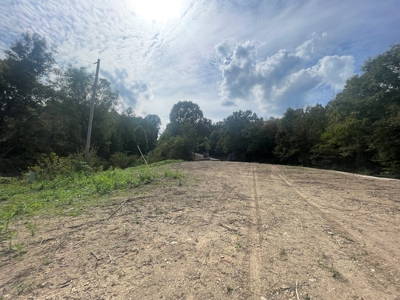 5.6 acre lot for sale near Dale Hollow Lake, Burkesville, Ky - image 8