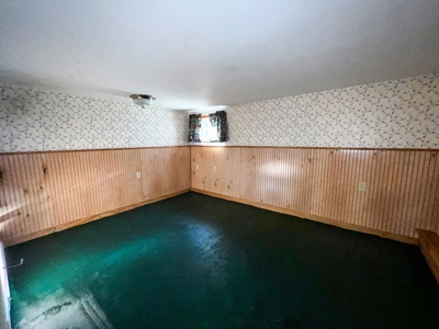 Maine Lakefront Home - image 19