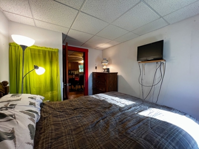 Maine Lakefront Home - image 16