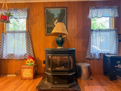 Maine Lakefront Home - image 13