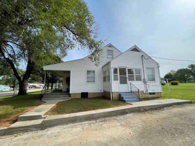 3-Br, 1-Ba Remodeled Home In Fredericktown, Mo - image 4
